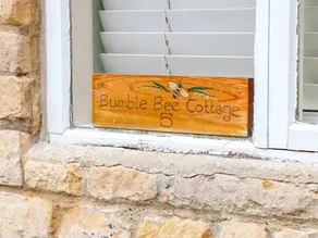 Family-oriented cottage with garden | Pets allowed - Image 4