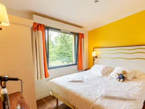 Child-friendly wonderful bungalow with sauna, terrace & heated pool | Dogs allowed - Image 5