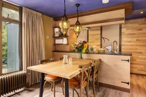Mobile home with garden - Image 5