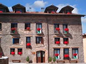 Holiday apartment with terrace | Mountain view - Image 3