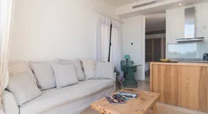 Apartment with pool, garden & BBQ | Sea view | Next to the beach - Image 5