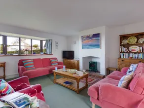 Cottage with garden - Image 4