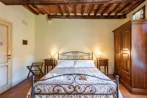 Locanda di Montisi Piazza Room between the hills of Montalcino - Image 5