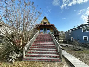 CH307- The Pirate House - Image 3