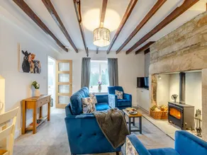 Family-friendly cottage with garden - Image 3