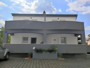 Villa Ivka with Swimming Pool - Image 2
