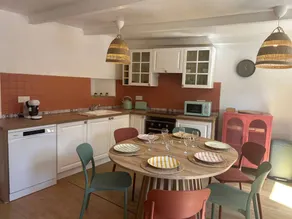 Beachfront Holiday Home in Saint Michel en Grève - Image 5