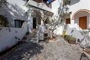 Appartement avec internet haut débit et jardin | Vue jardin - Image 3