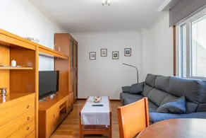 Holiday apartment with garden - Image 2