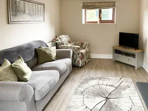 Cottage with garden & barbeque - Image 2