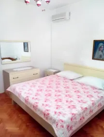 Beautiful private room with barbecue, garden & terrace | Sea view - Image 2