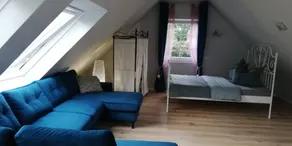 Apartamento vacacional con jardín - Image 5