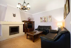Ferienhaus 'Villa Juani' mit Pool, Garten, Terrasse und WLAN - Image 4