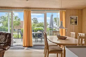 Holiday home with terrace, barbeque & sauna - Image 4