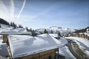 Semi-detached ski-in, ski-out chalet in the Aravis mountains - OVO Network - Image 5