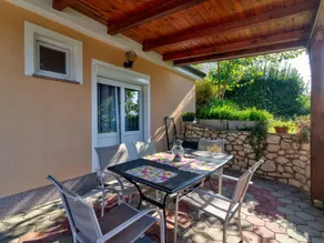 Flat with BBQ & terrace - Image 3