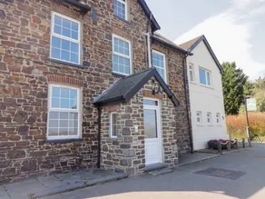 Family-friendly lovely cottage with garden & jacuzzi | Dogs allowed - Image 3