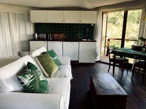 Gorgeous Safari Tent Rental for Glamping near Sydney - Image 4