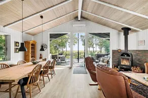 Holiday home with terrace & BBQ | Sea view - Image 2