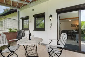 Casa con barbecue, terrazza e piscina | Vista sul giardino | Adatta per il telelavoro - Image 4