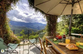 Beautiful gite with barbeque, garden & terrace | Mountain view - Image 2