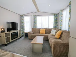 Cottage with pool & garden | Beach view - Image 4