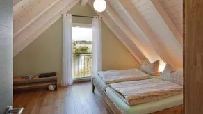 Holiday apartment with BBQ, garden & pool | Mountain view - Image 5