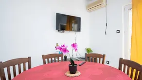 Wonderful apartment with barbeque & pool | Sea view | Dogs allowed - Image 5