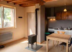 Lovely holiday apartment with garden | Garden view | Pets allowed - Image 2