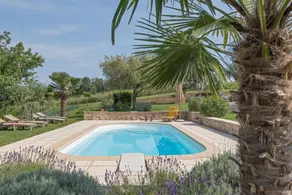 Fully equipped gite with garden, barbecue & terrace - Image 2