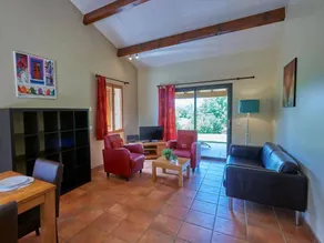 Child-friendly lovely house with terrace & pool - Image 5