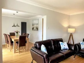 Fully equipped cottage with garden | Beach view - Image 4