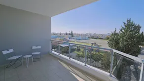 Apartment with garden & terrace | Perfect for remote work - Image 2