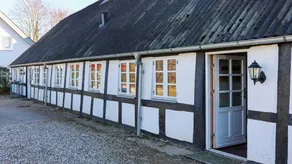 Charming holiday home with garden, terrace & sauna - Image 4