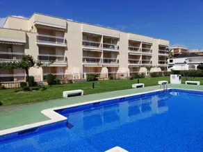 Apartment with garden, terrace & pool | Beach view - Image 3