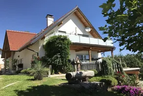House with terrace - Image 2