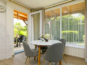 Agréable maison de vacances avec terrasse, barbecue et jardin - Image 5