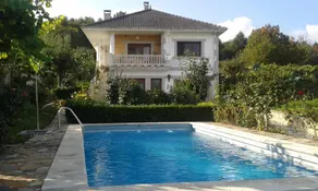 Familienorientierte Villa mit Whirlpool, privatem Pool und Terrasse | Gartenblick | Ideal für Homeoffice | Haustierfreundlich - Image 2