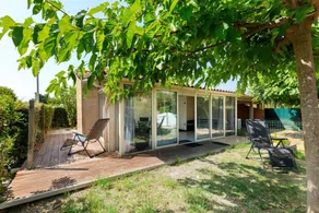 Ferienhaus mit Pool und Garten - Image 3
