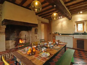 Cottage with garden & barbeque - Image 3