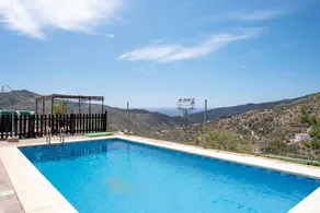Voll ausgestattetes charmantes Ferienhaus mit privatem Pool, Grill und Terrasse | Bergblick | Perfekt für die Arbeit von Zuhause | Haustiere erlaubt - Image 5