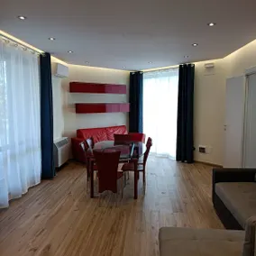 Grande appartamento in villa con ampio giardino – 6 posti letto - Image 5