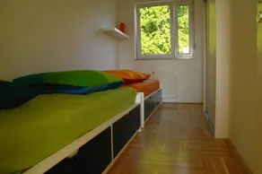 Holiday apartment with hot tub - Image 5