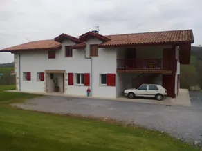 Apartment with garden | Mountain view - Image 3