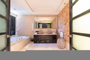 Family-friendly apartment with pool & terrace | Sea view - Image 4