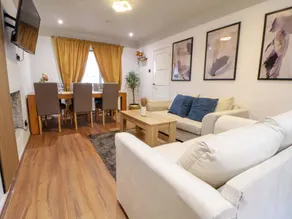 Casa rural apta para familias con jacuzzi y jardín | Se admiten mascotas - Image 3
