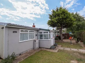 Family-oriented cottage with garden | Pets allowed - Image 2