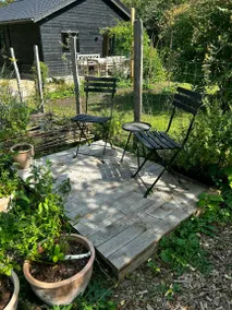 Holiday home with garden, terrace & barbecue - Image 3