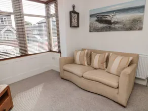 Cottage with garden | Beach view - Image 5