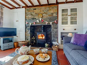 Cottage with garden & terrace | Pet-friendly - Image 3